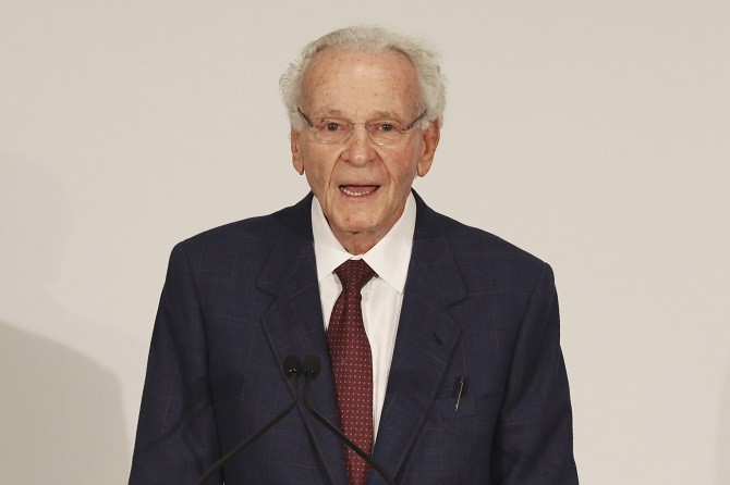 From Eagles Waterboy to $3 Billion: The Norman Braman Success Story